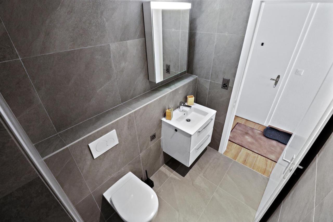 Appartement Cosy Et Renove Au Coeur De La Station Crans-Montana Exteriör bild