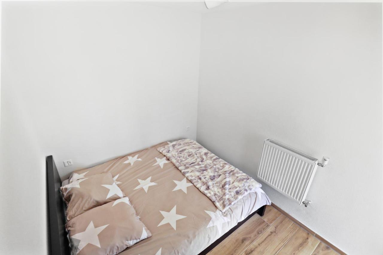 Appartement Cosy Et Renove Au Coeur De La Station Crans-Montana Exteriör bild